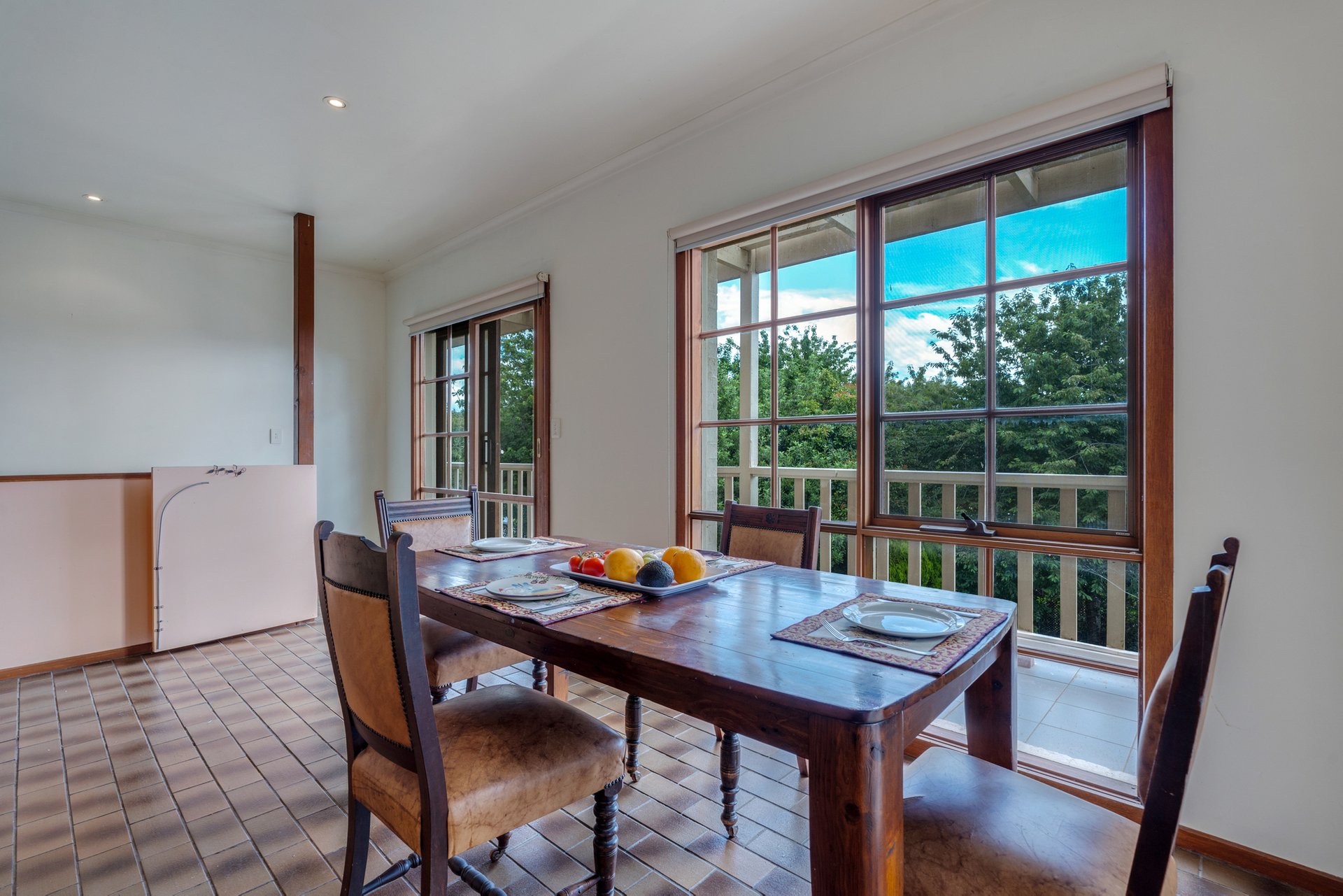 Property Gallery Thumbnail 13