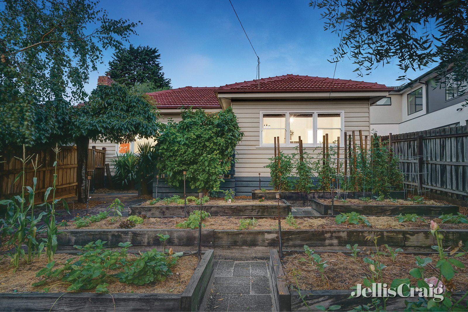 1/3 Heywood Street, Ringwood image 1