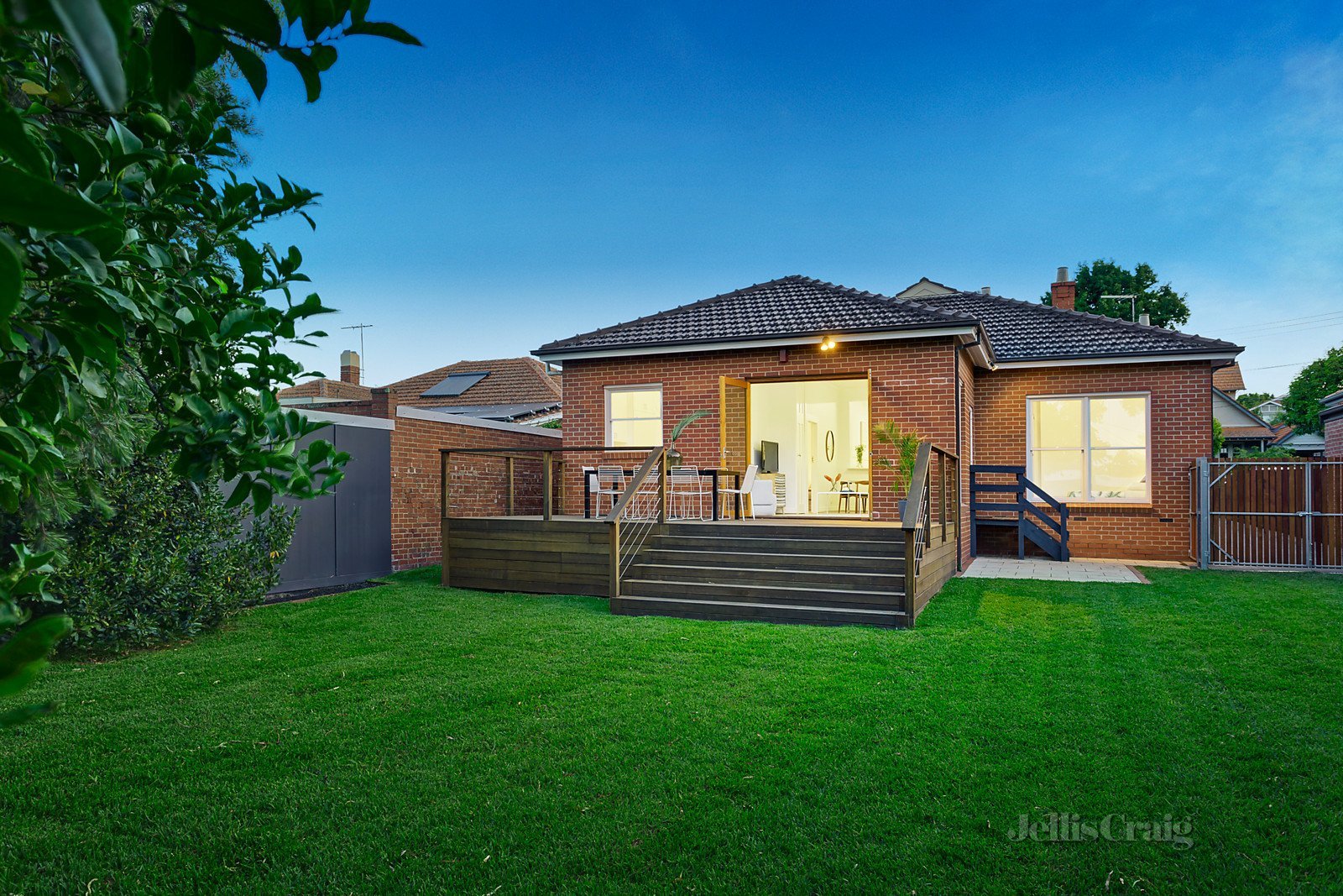 13 Hillard Street, Malvern East image 7