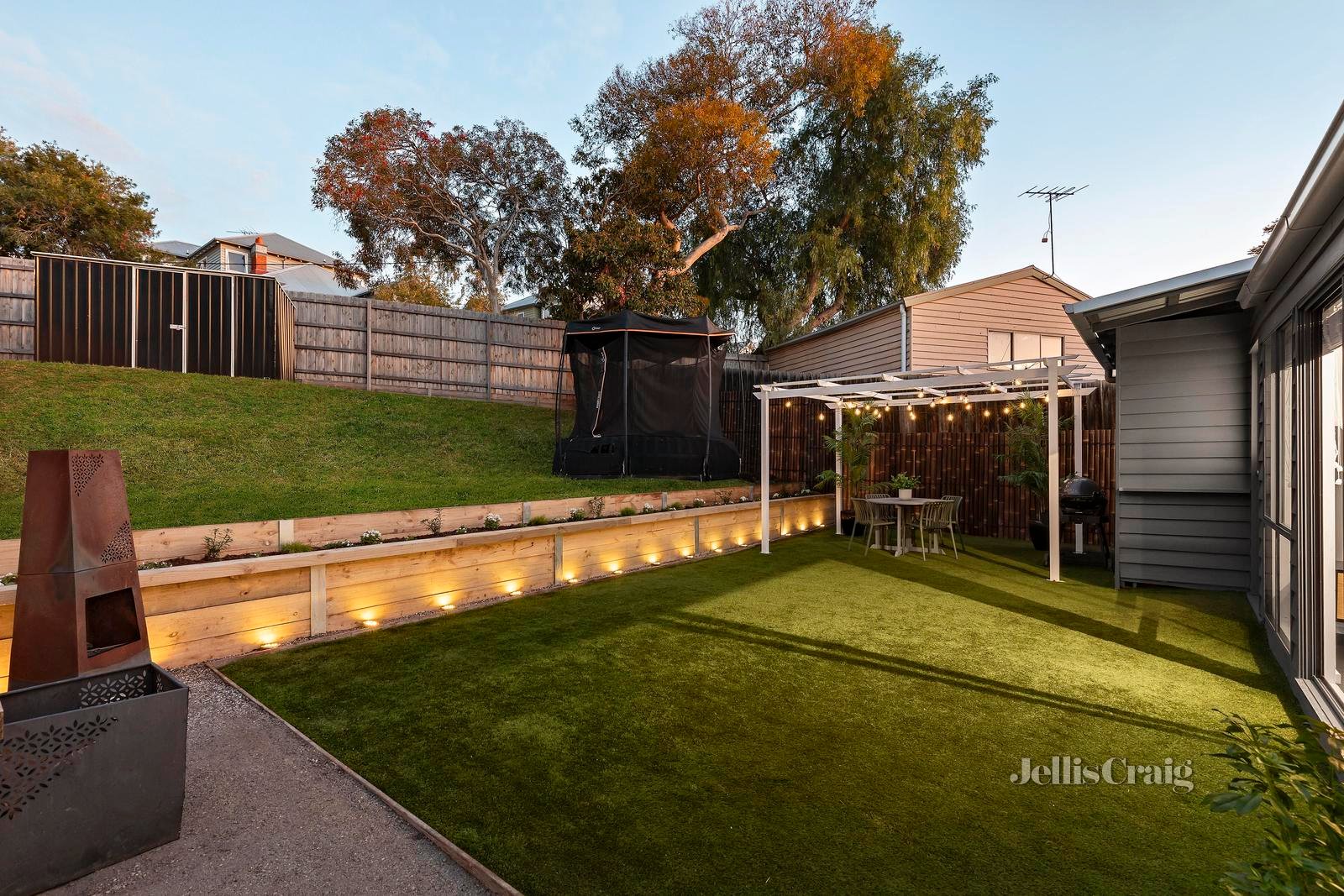 13 Hillside Terrace, Ascot Vale image 12
