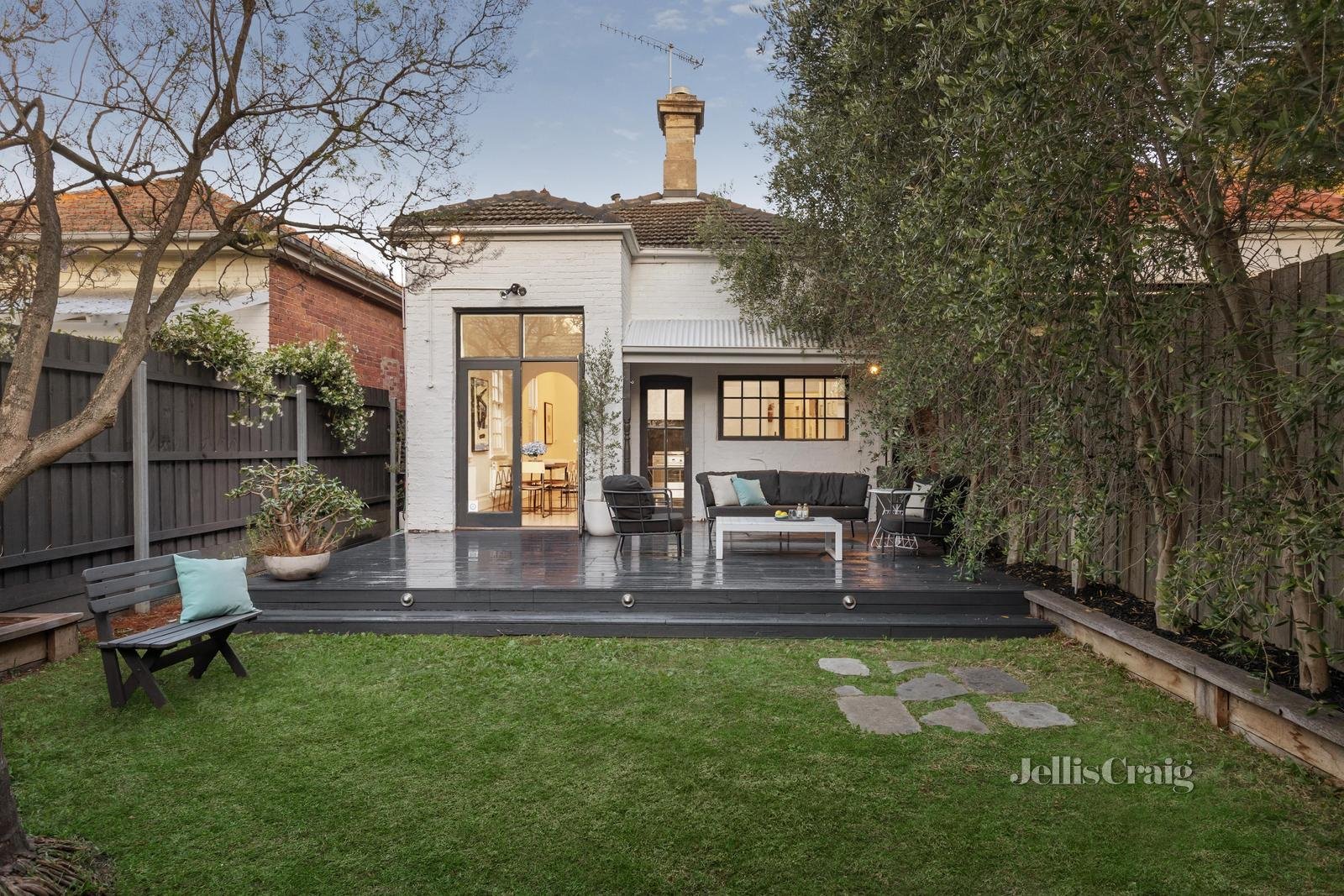 13 Hobson Street, South Yarra image 1