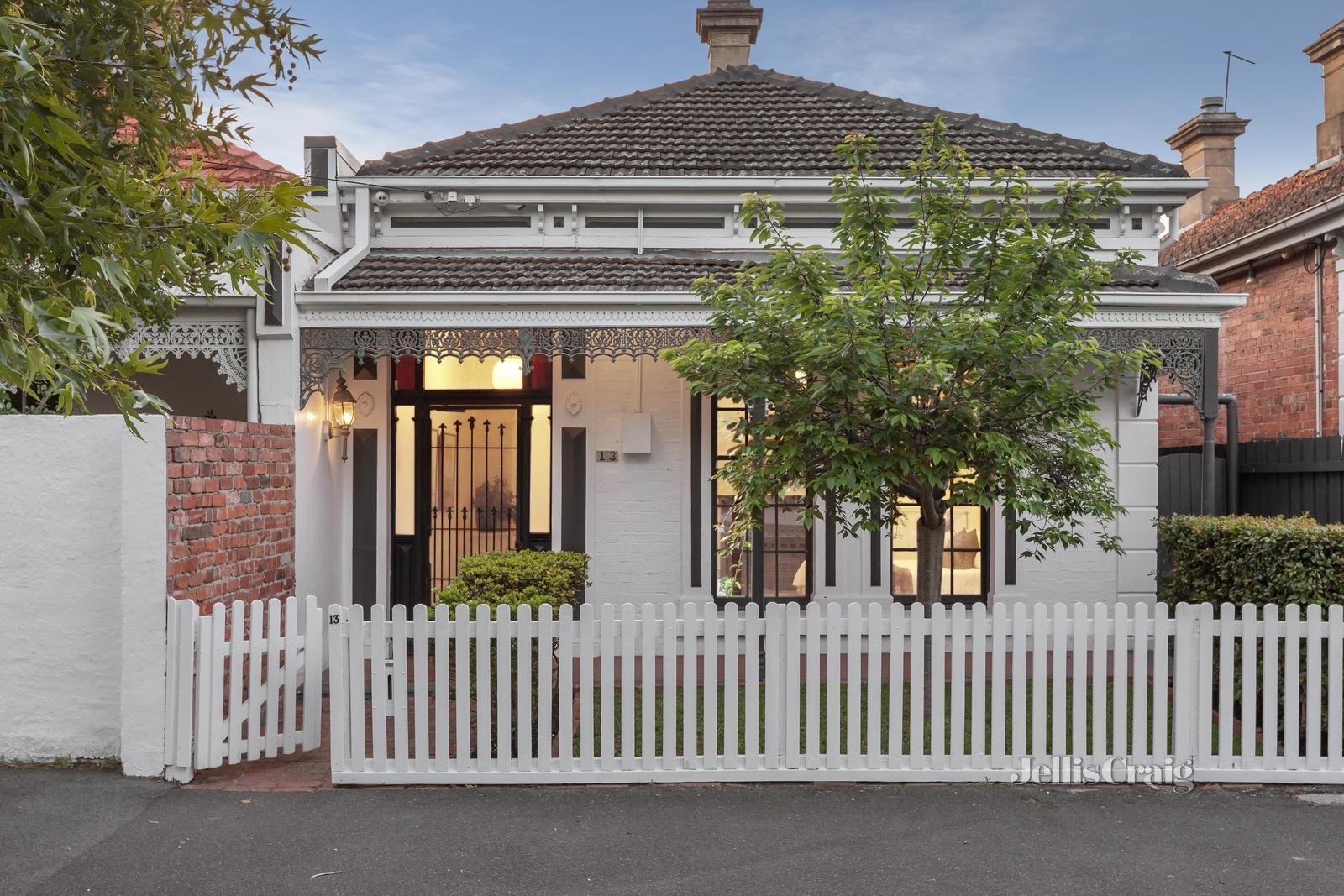 13 Hobson Street, South Yarra image 2