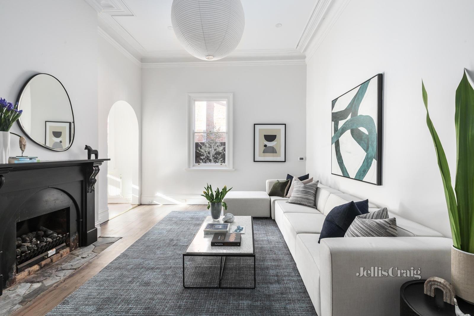 13 Hobson Street, South Yarra image 3