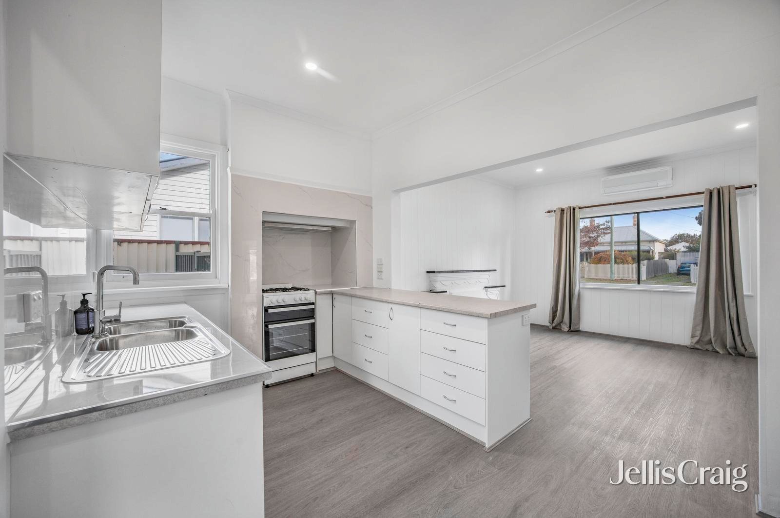 13 Hunt Street, Ballarat&nbsp;East image 3