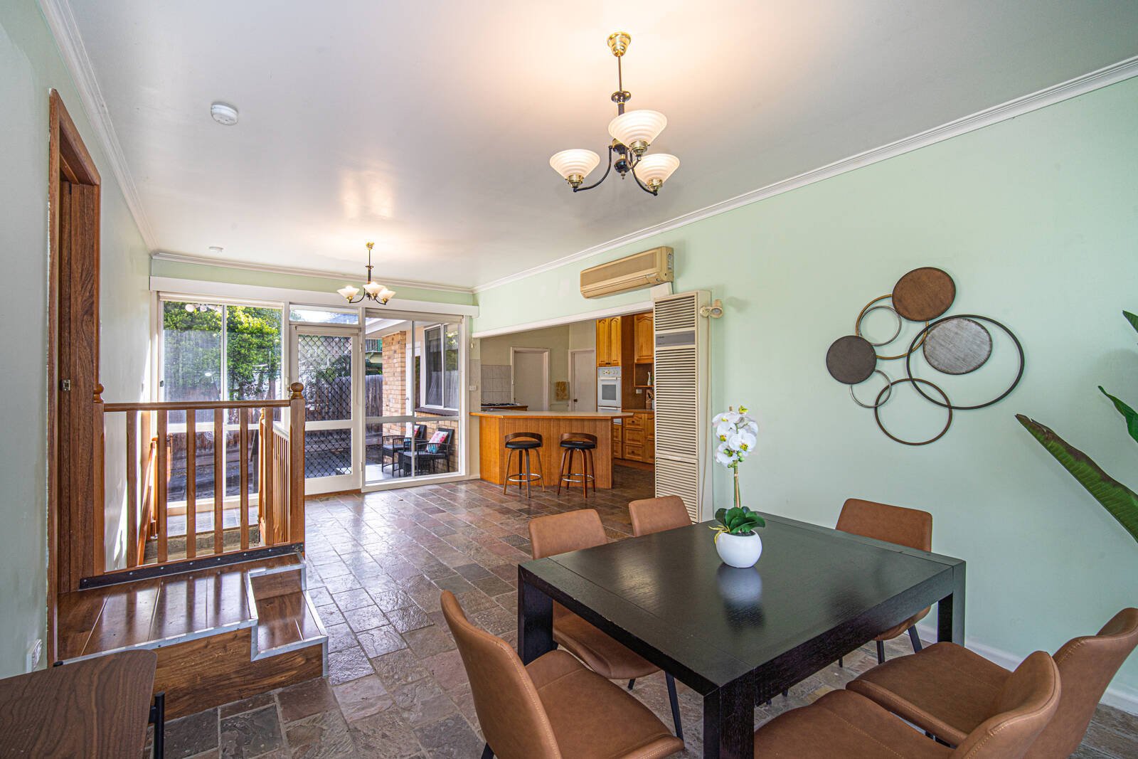 Property Gallery Thumbnail 5