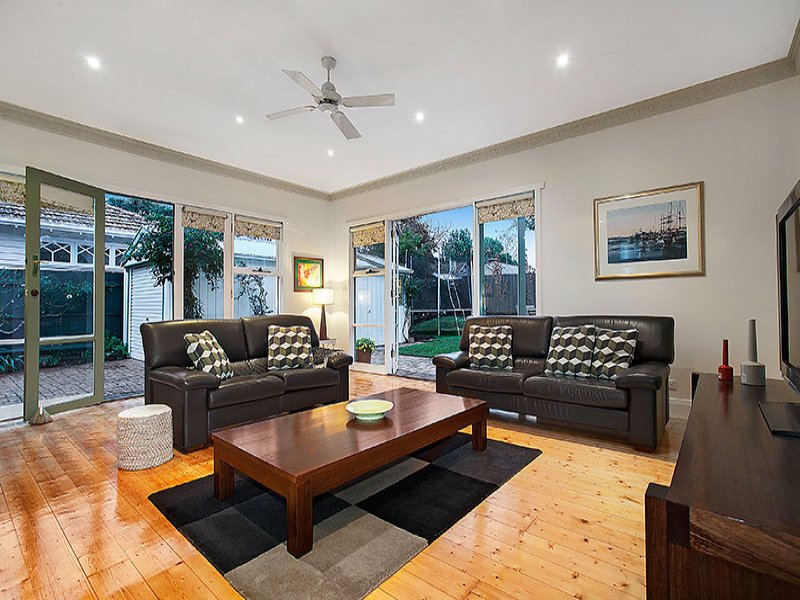 13 Inglisby Road, Mont Albert image 4