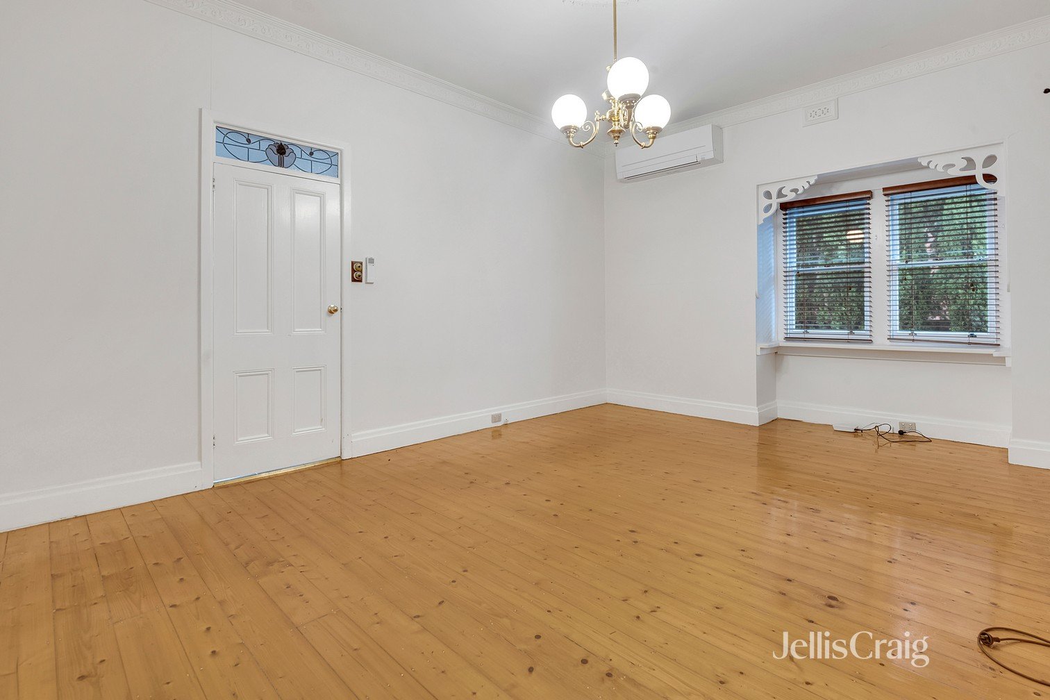 13 Irvine Crescent, Brunswick&nbsp;West image 3