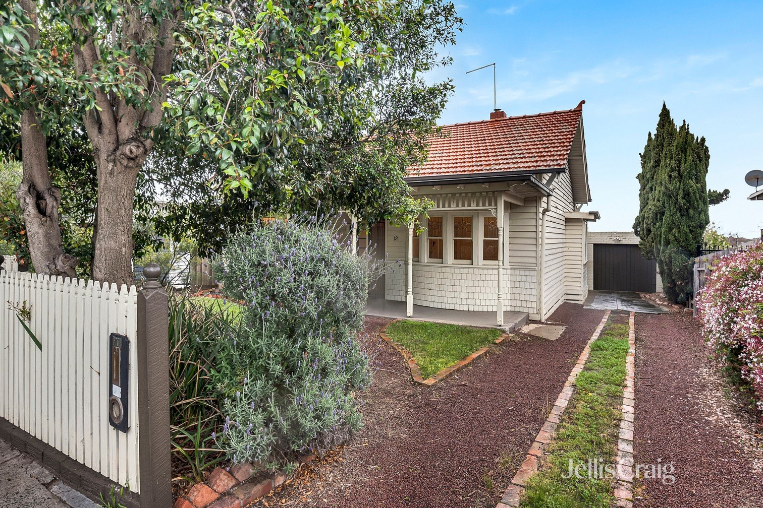 13 Irvine Crescent, Brunswick&nbsp;West image 11