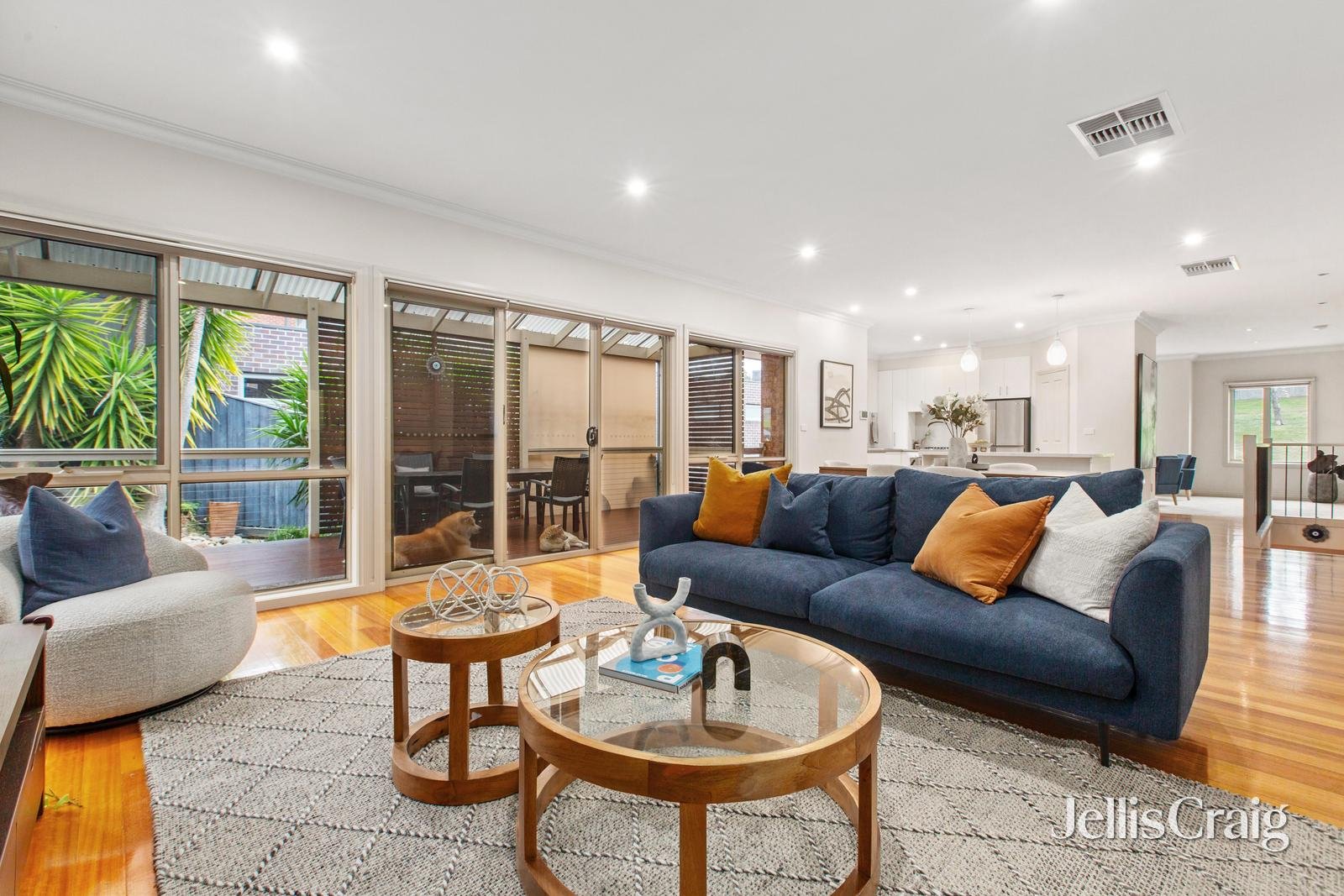 13 Jacaranda Drive, Diamond Creek image 2