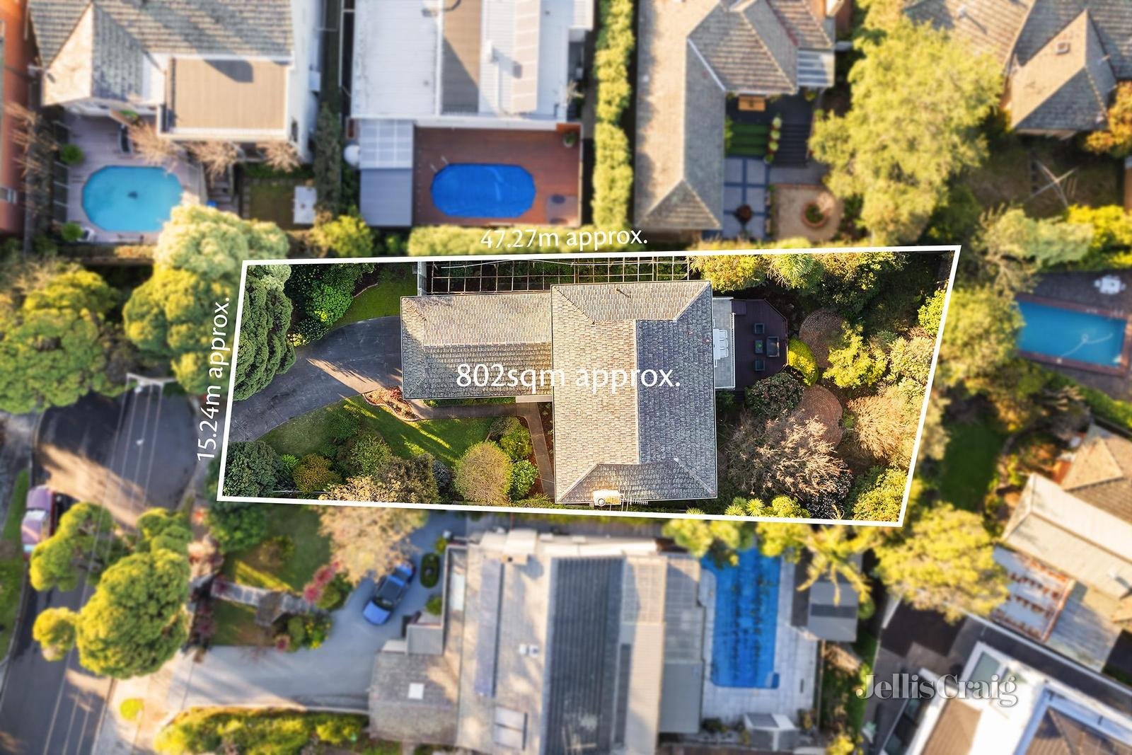 13 Jason Court, Balwyn North image 2