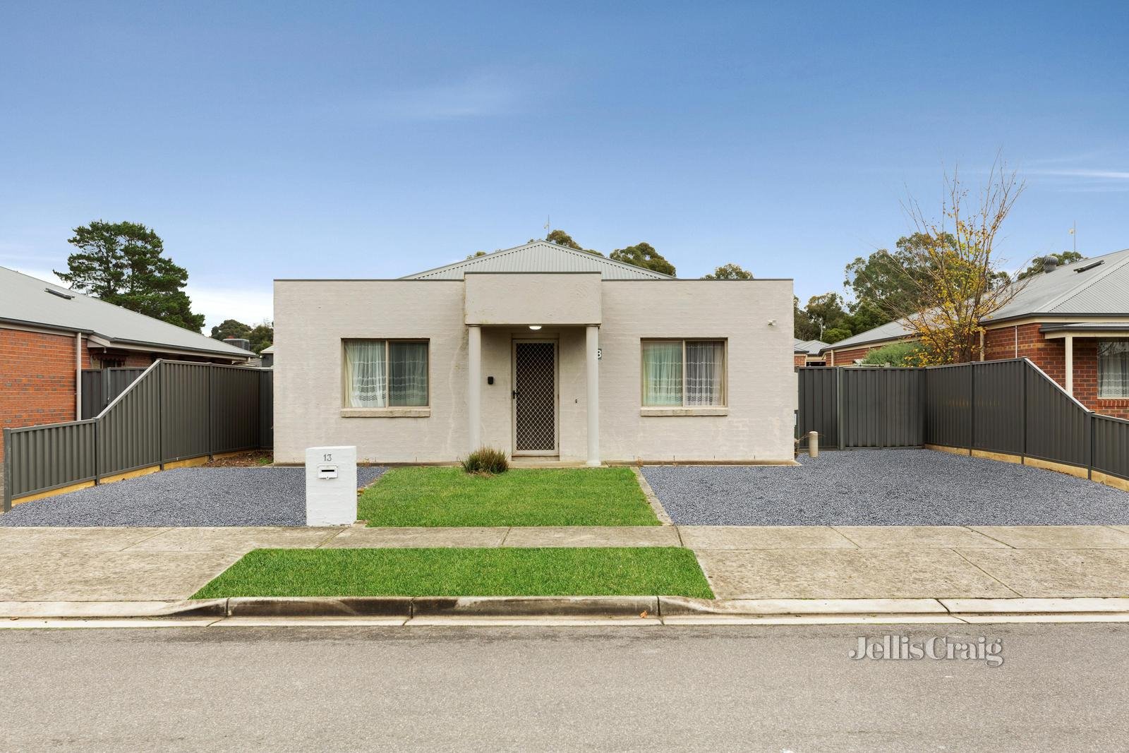 13 Jemacra Place, Mount Clear image 18
