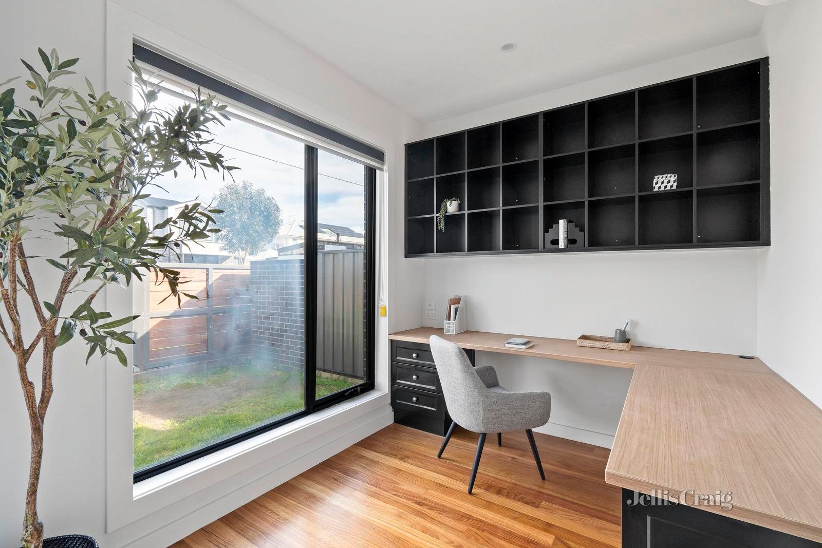 1/3 Jepson Street, Yarraville image 7