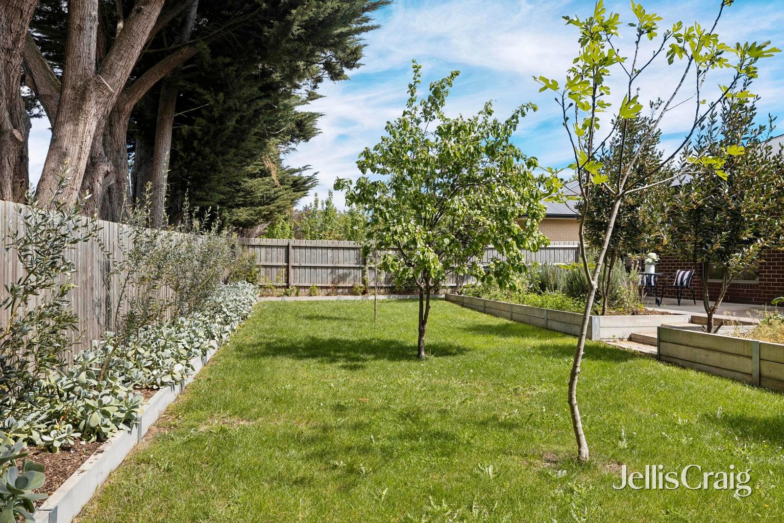 13 Jones Court, Woodend image 16