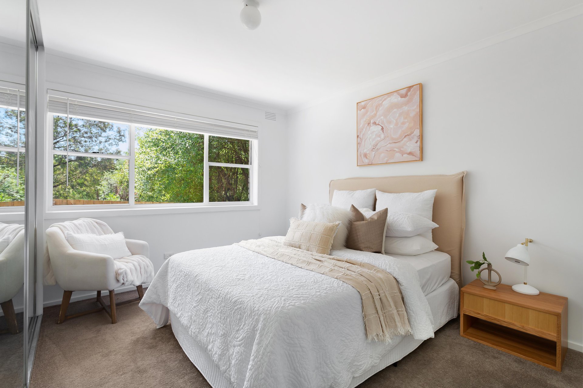 1/3 Kenarra Court, Hurstbridge image 8