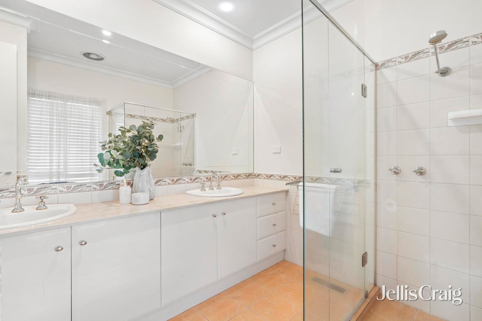 13 Kiah Street, Glen&nbsp;Waverley image 9