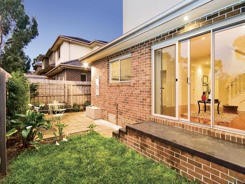 13 Kingswood Rise, Box Hill South image 7