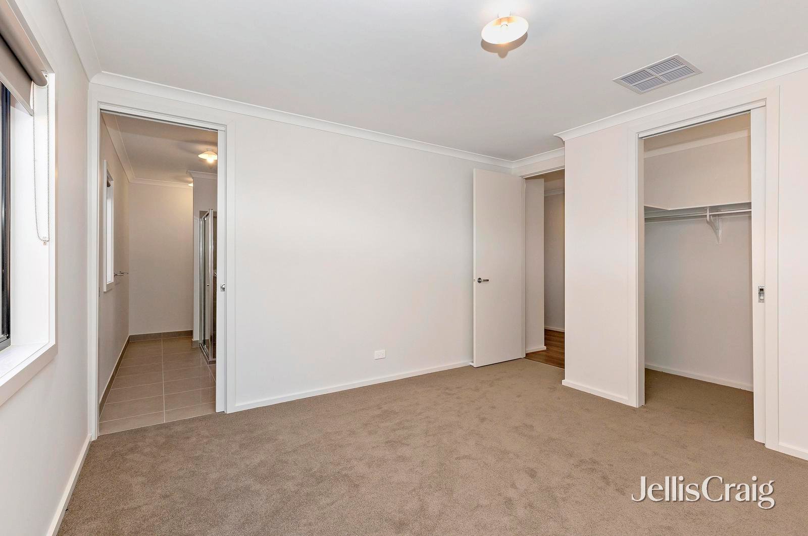 13 Kite Street, Winter&nbsp;Valley image 3