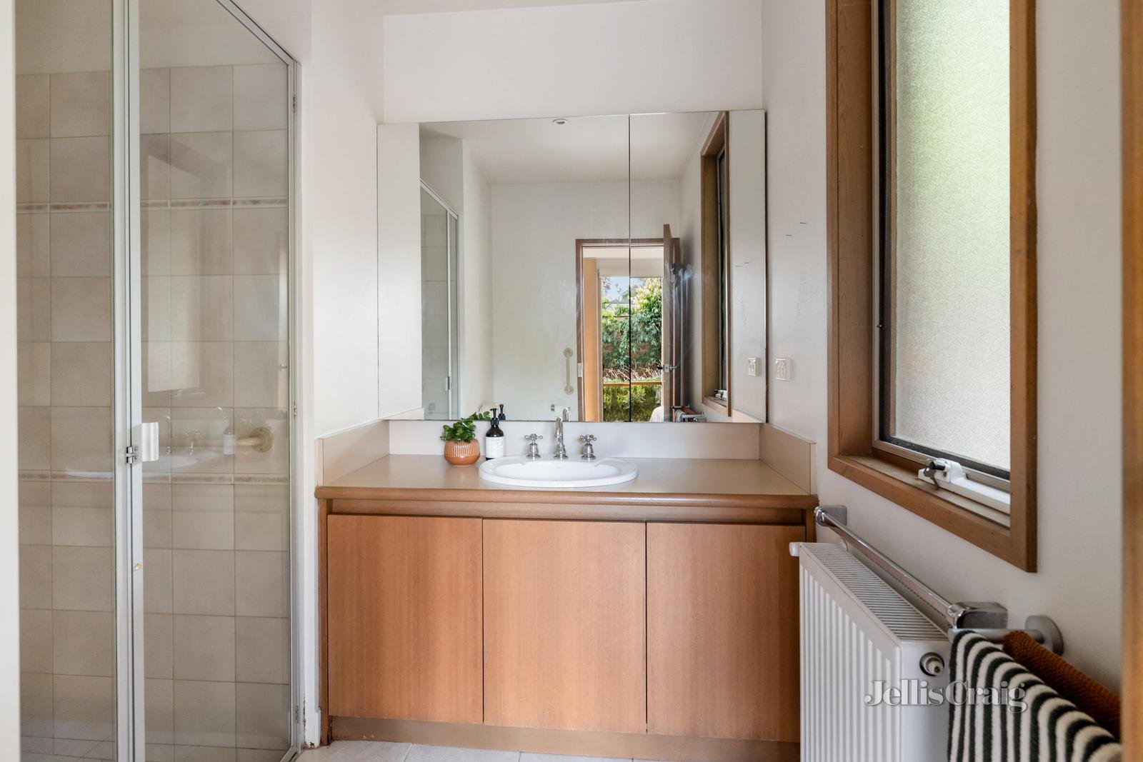13 Lady Lochs Drive, Kew image 12