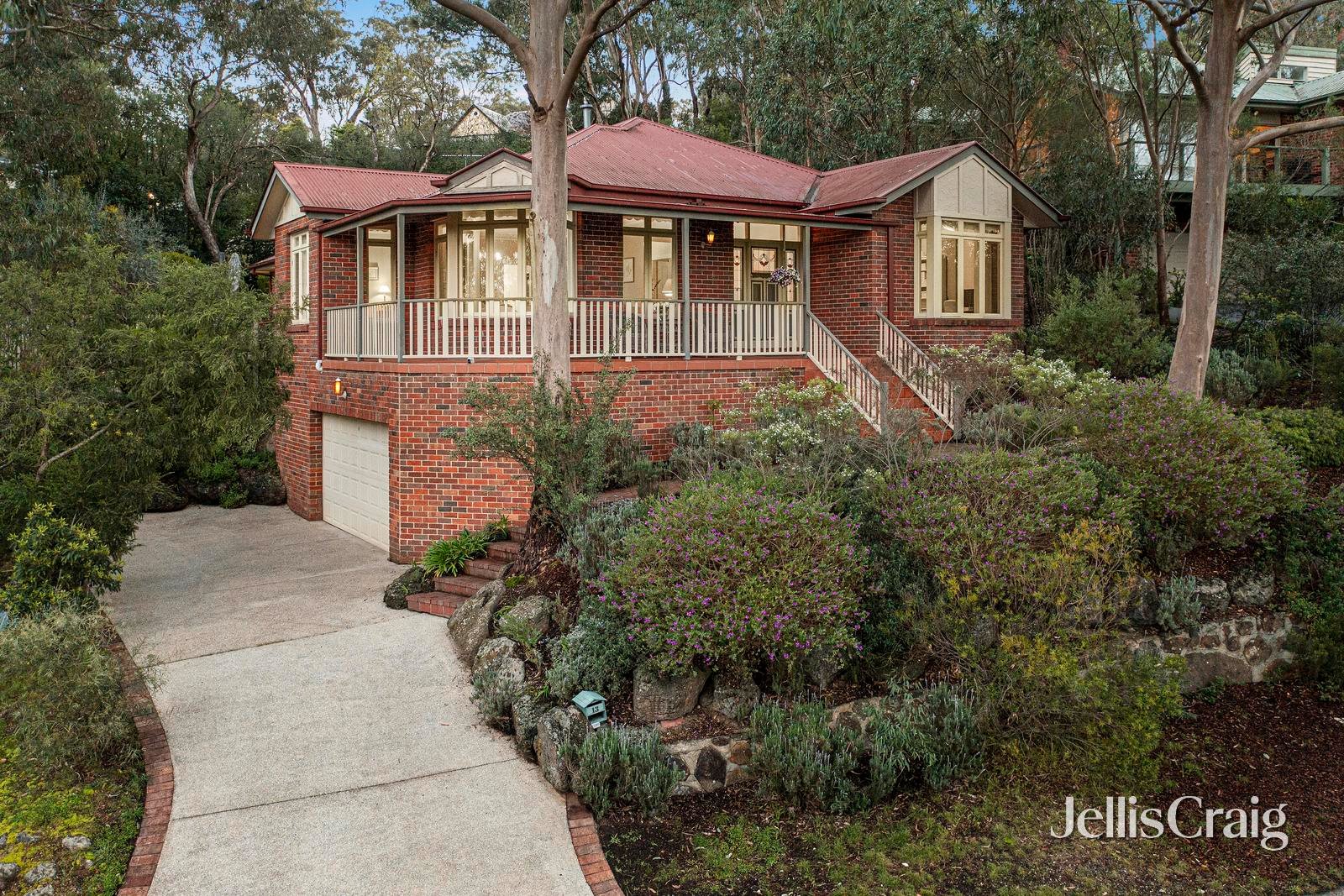 13 Laleham Court, Eltham image 21