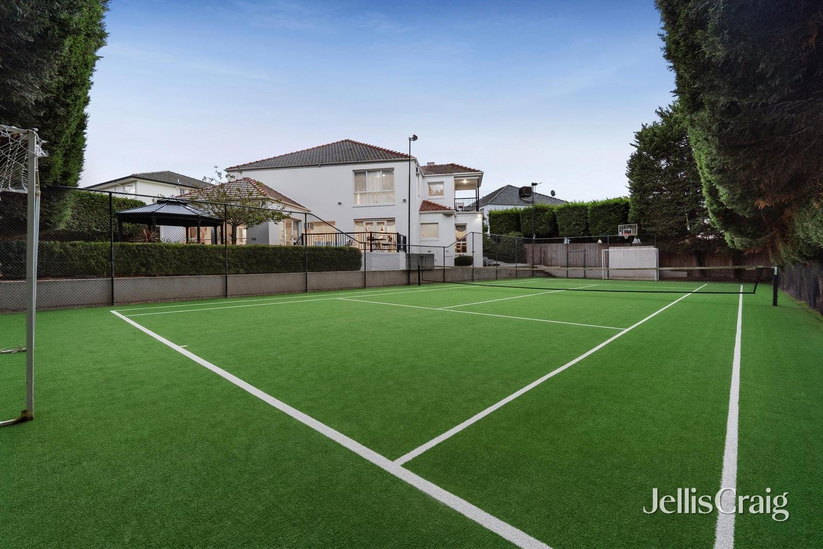 13 Larnaca Court, Templestowe image 2