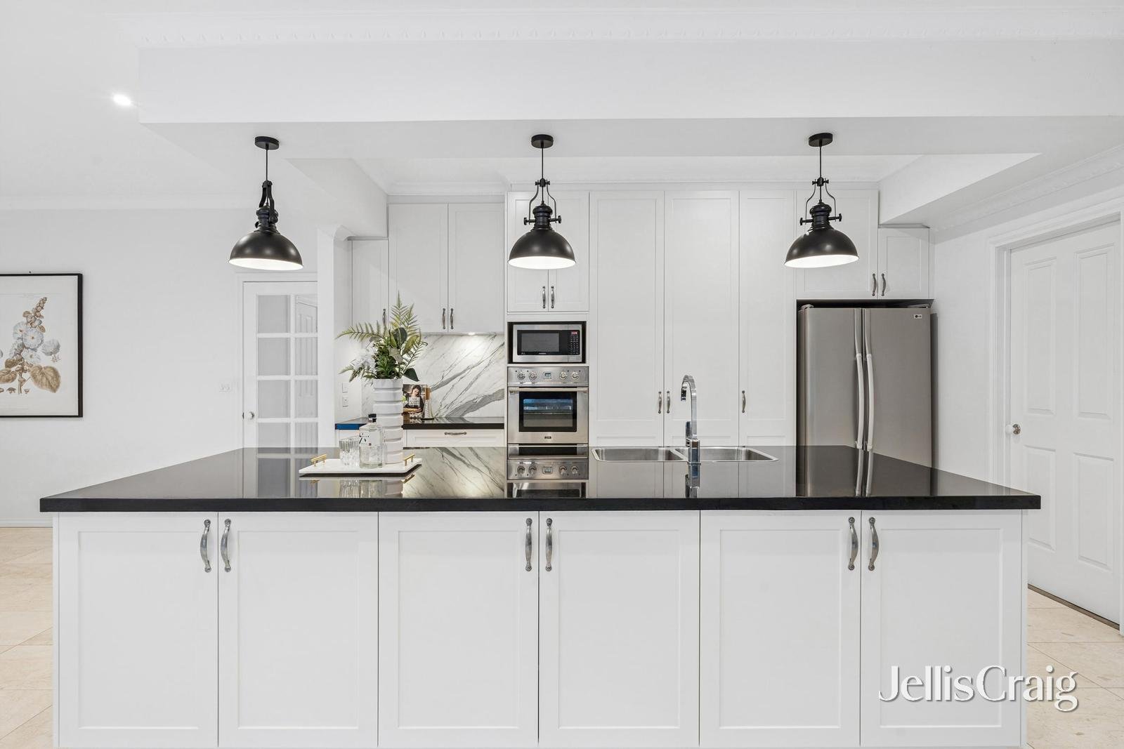 13 Larnaca Court, Templestowe image 5