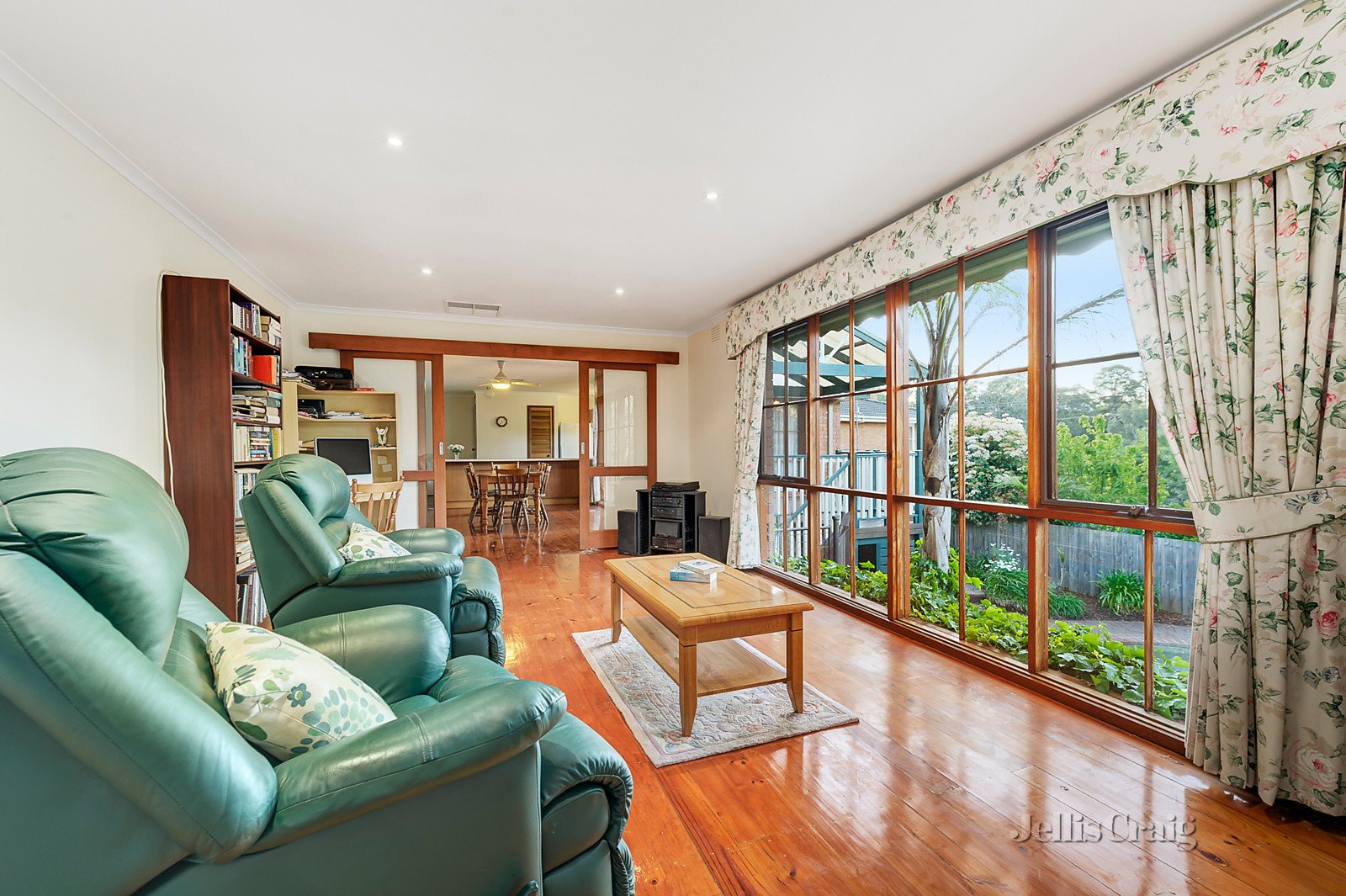 13 Lawsons Court, Templestowe image 4