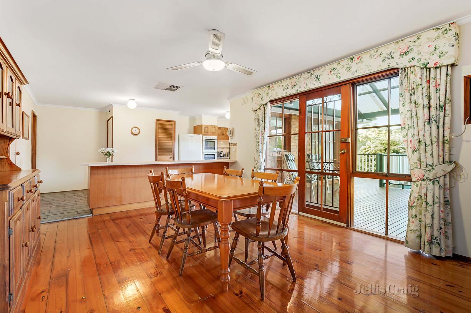 13 Lawsons Court, Templestowe image 6