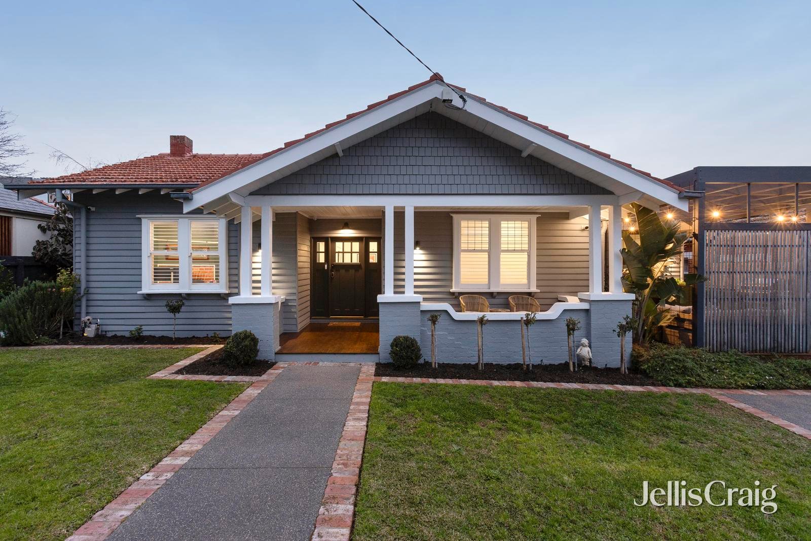 13 Leila Road, Ormond image 1