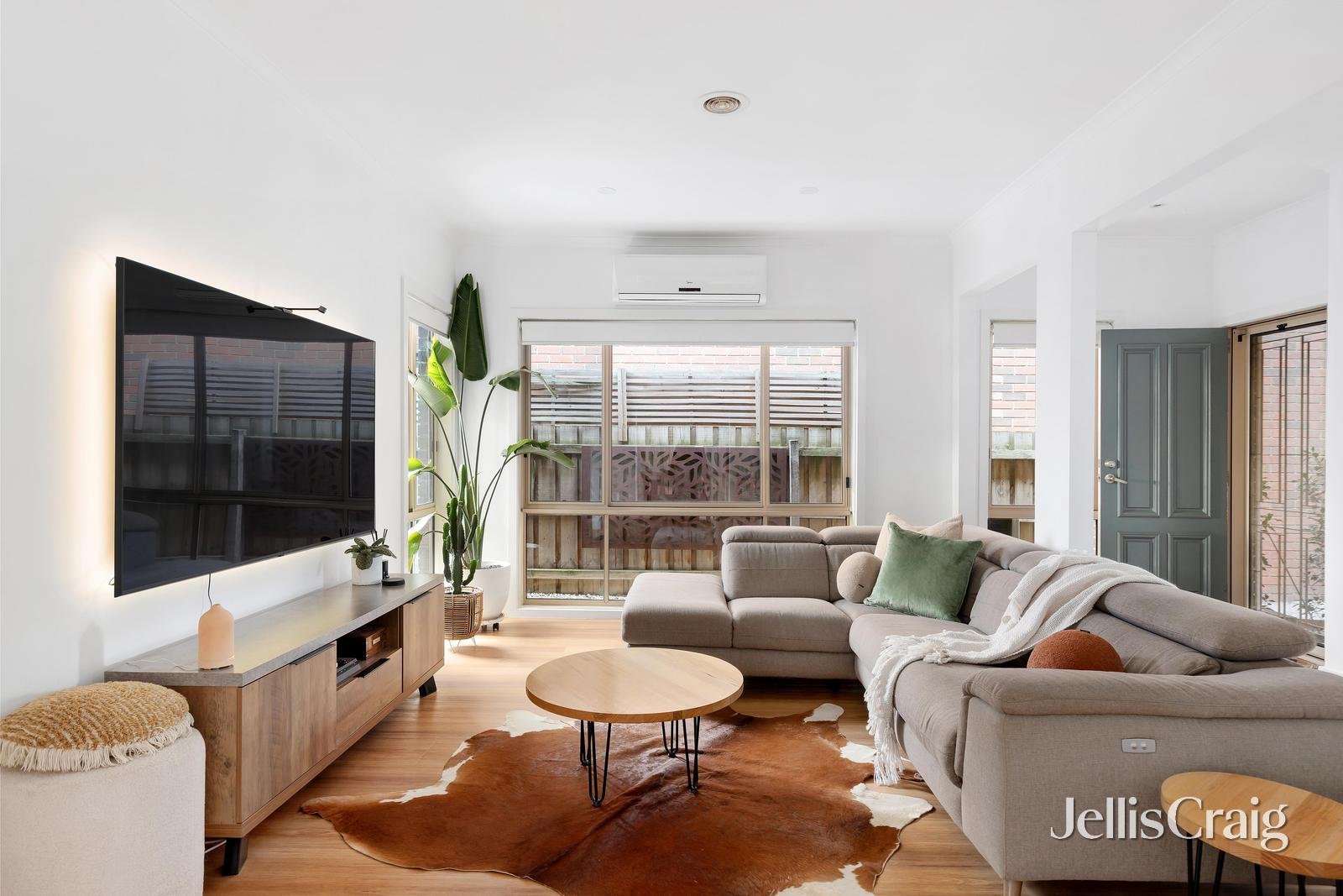13 Lemon Gum Parade, Bundoora image 2