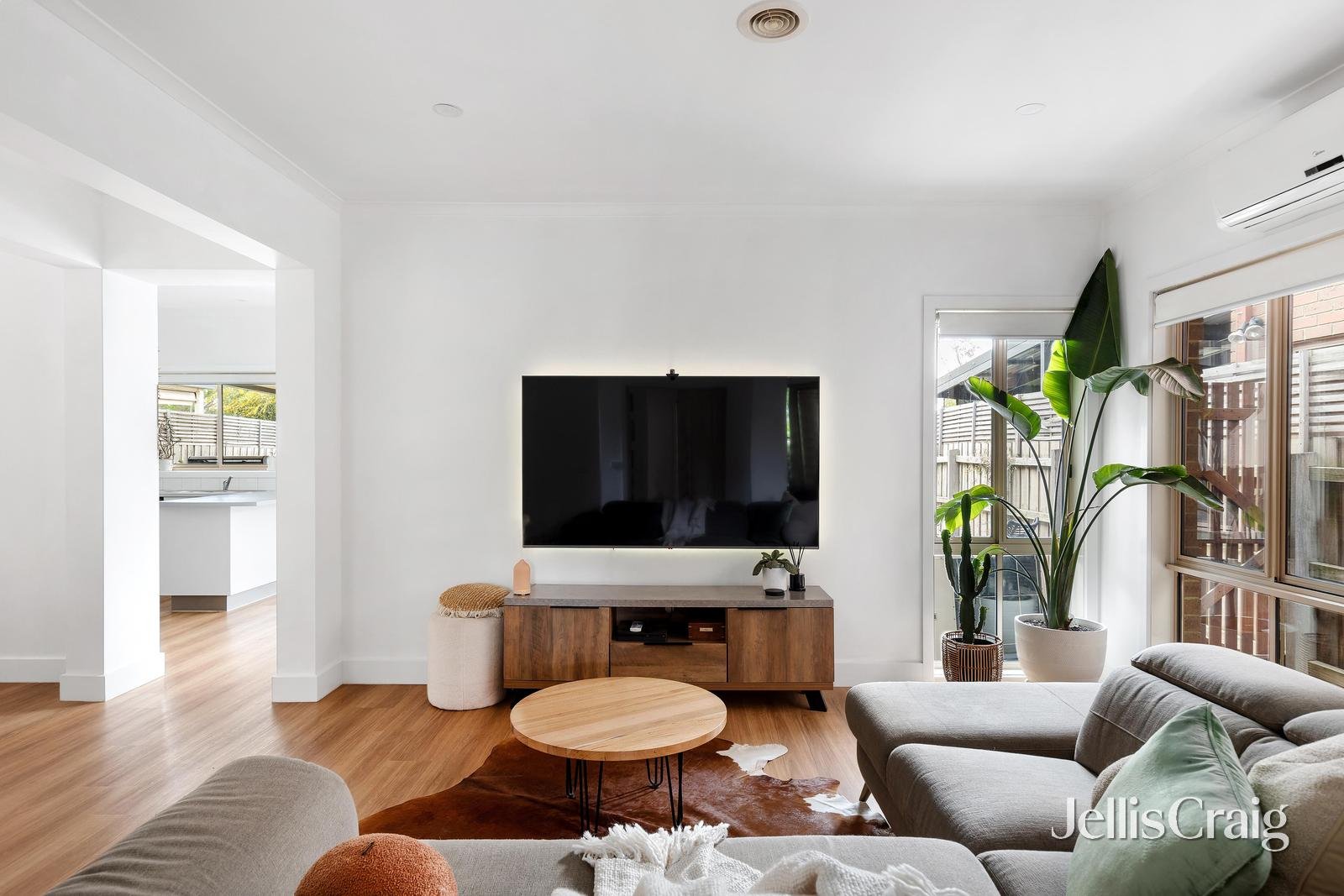13 Lemon Gum Parade, Bundoora image 3