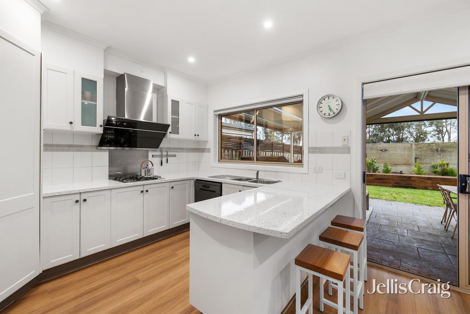 13 Lemon Gum Parade, Bundoora image 5