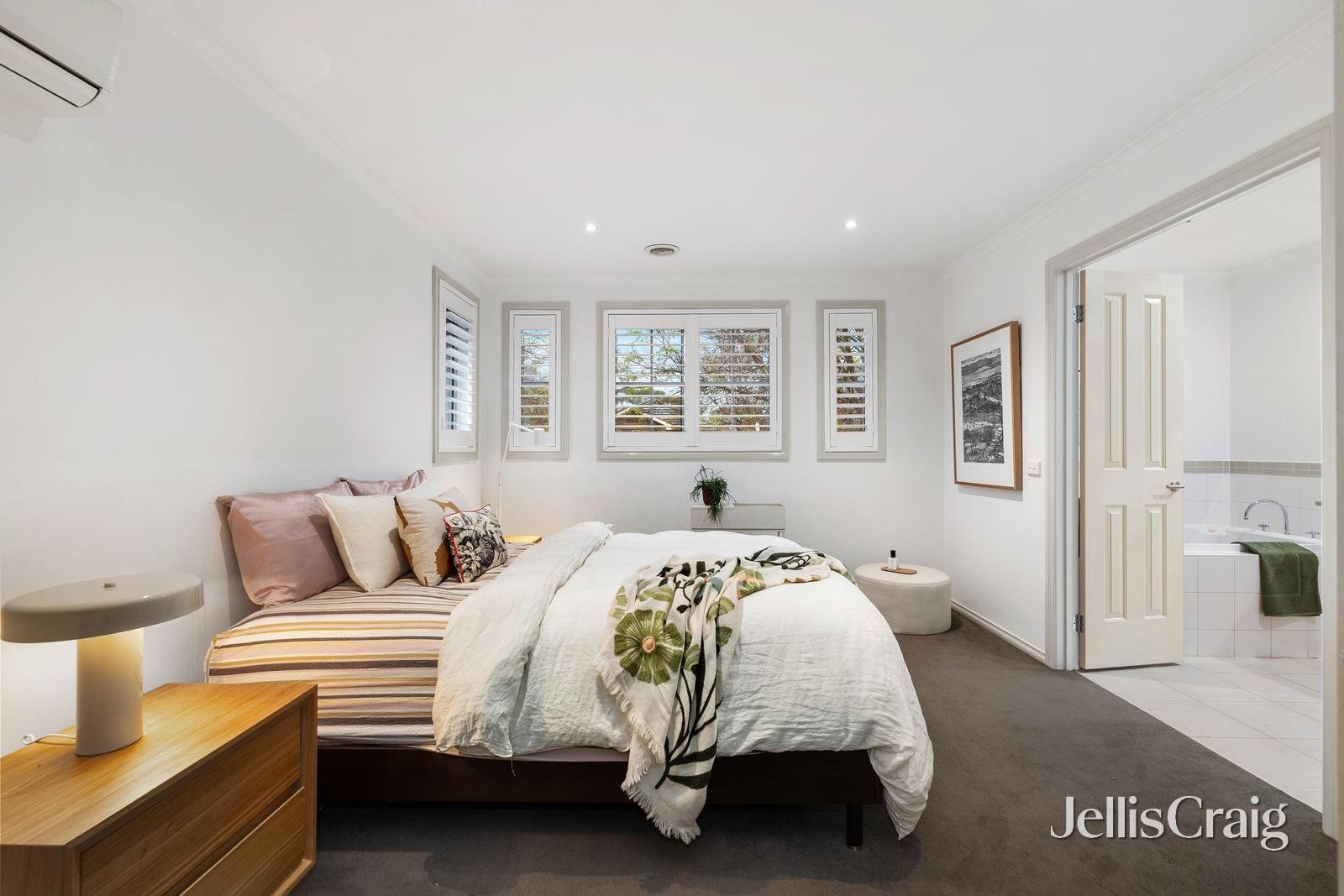 13 Lemon Gum Parade, Bundoora image 8