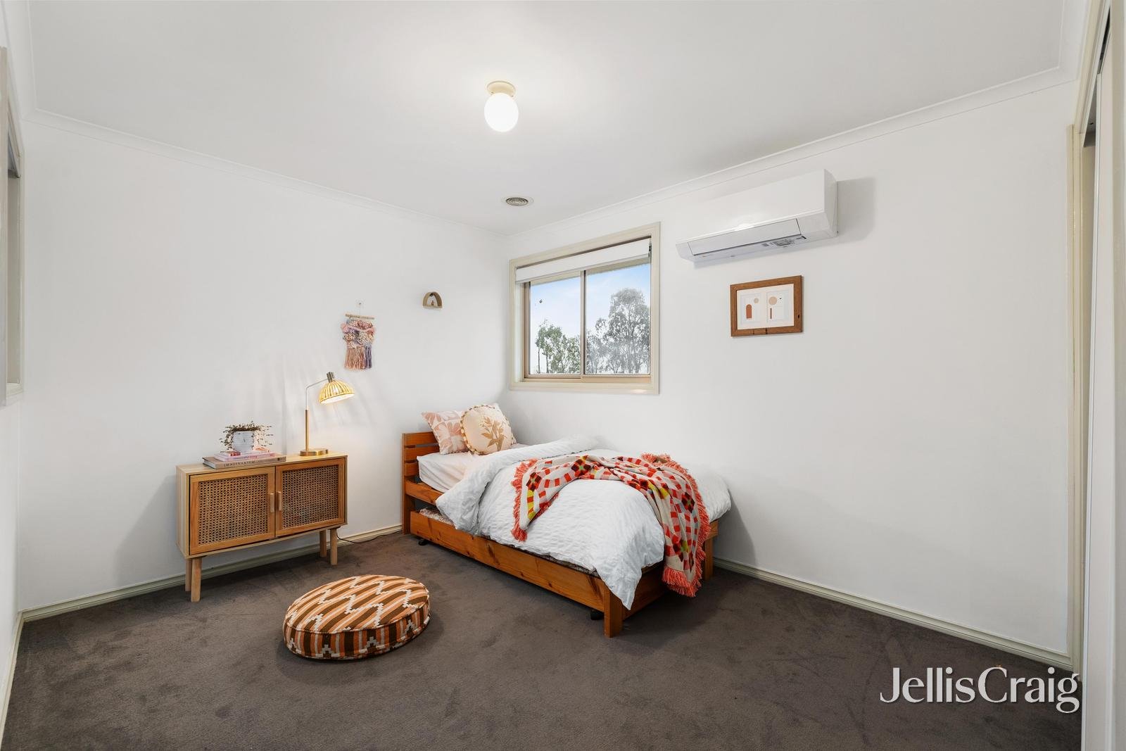 13 Lemon Gum Parade, Bundoora image 11