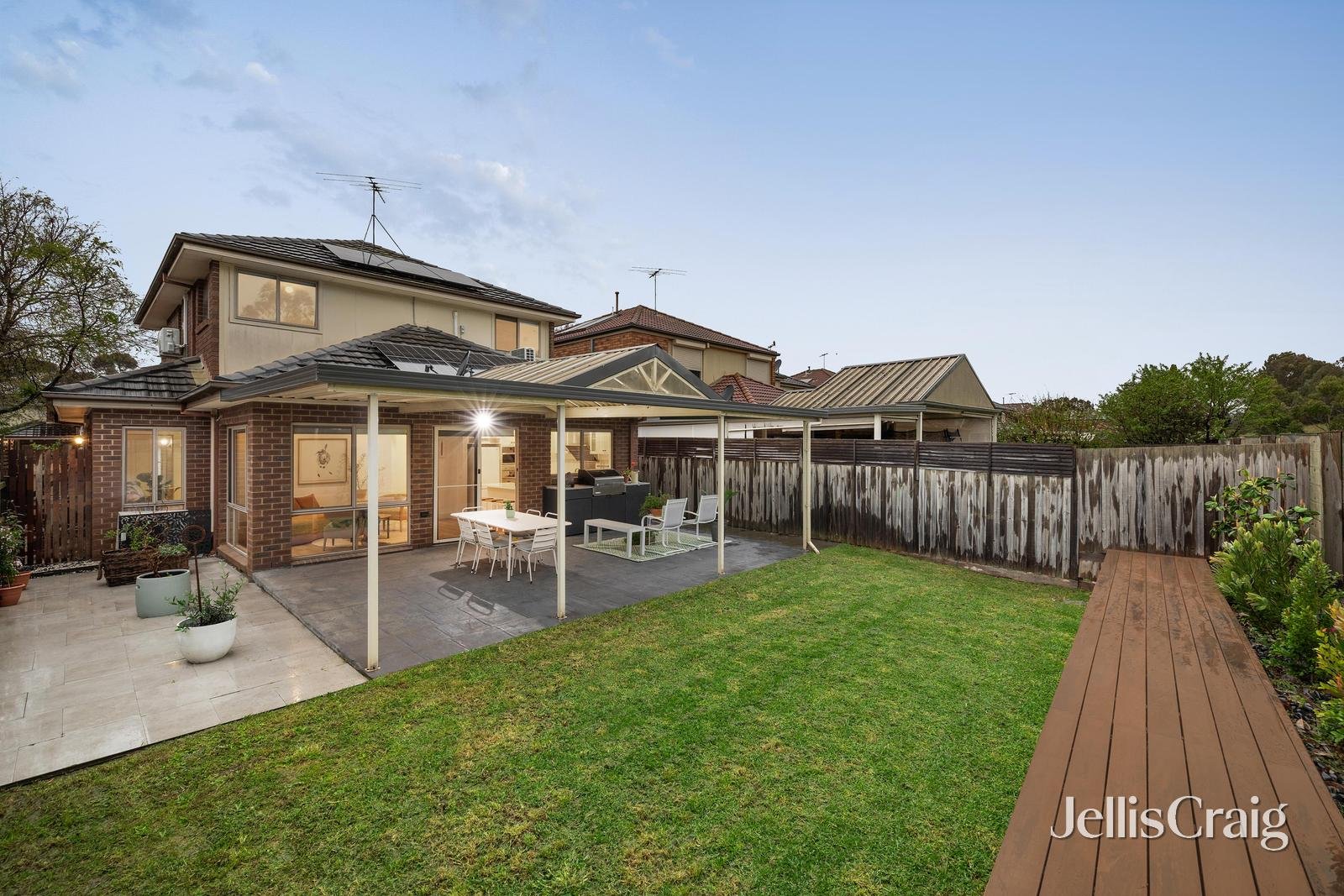 13 Lemon Gum Parade, Bundoora image 14