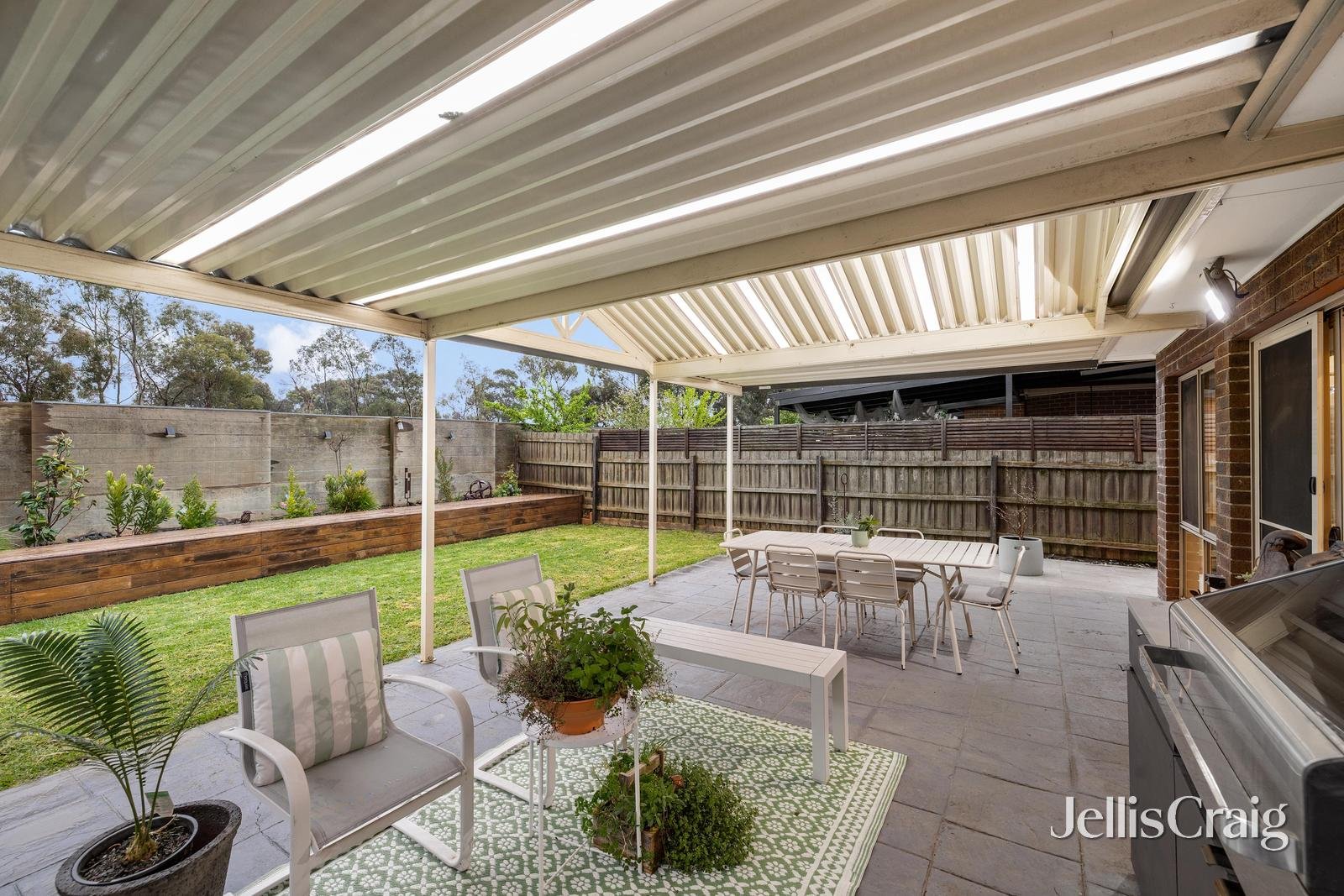 13 Lemon Gum Parade, Bundoora image 15