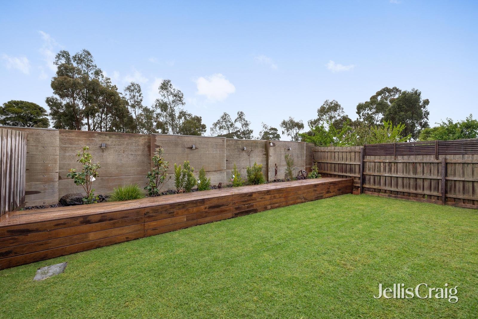 13 Lemon Gum Parade, Bundoora image 16