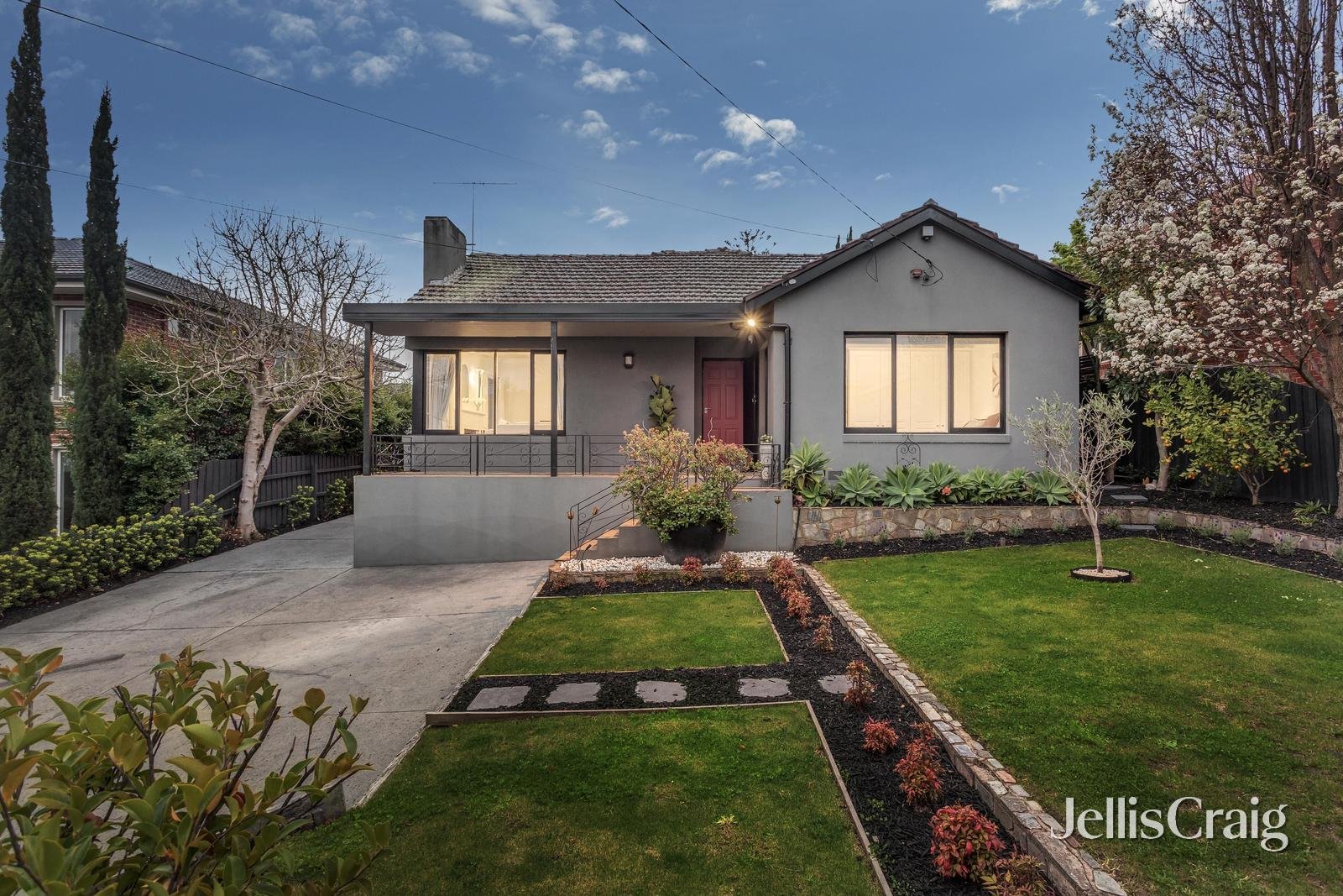 13 Lesley Street, Camberwell image 1