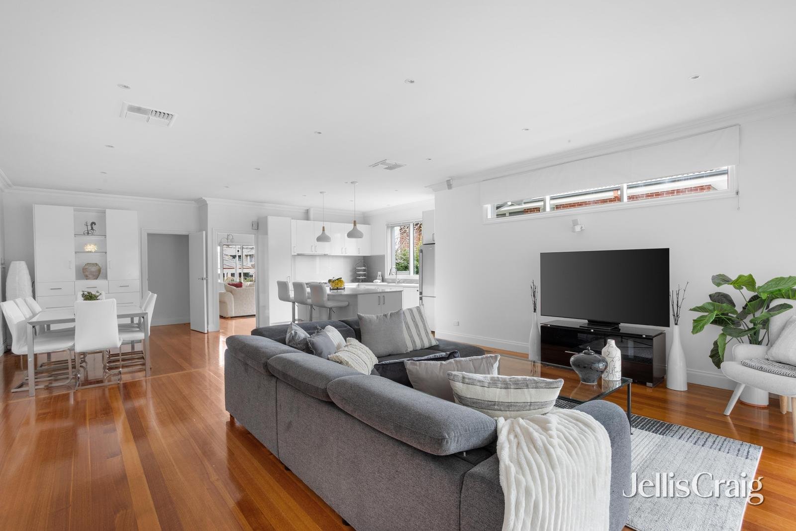 13 Lesley Street, Camberwell image 3