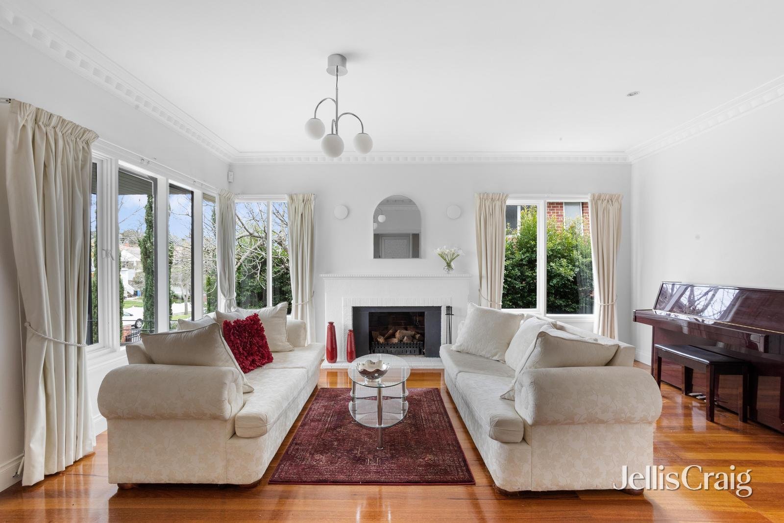13 Lesley Street, Camberwell image 4