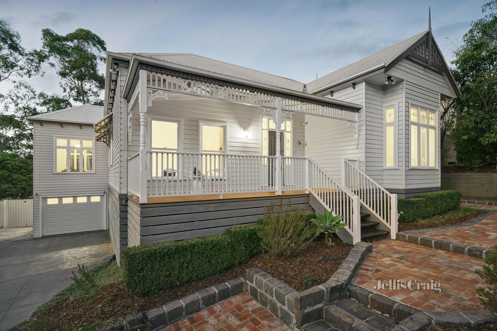 13 Lilian Parade, Eltham image 3