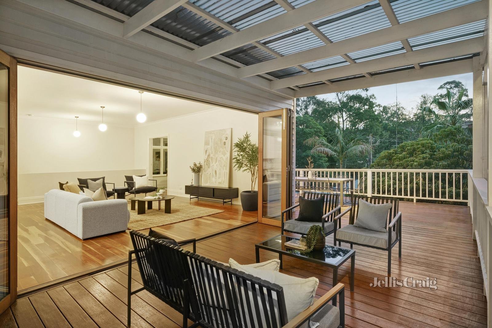 13 Lilian Parade, Eltham image 17