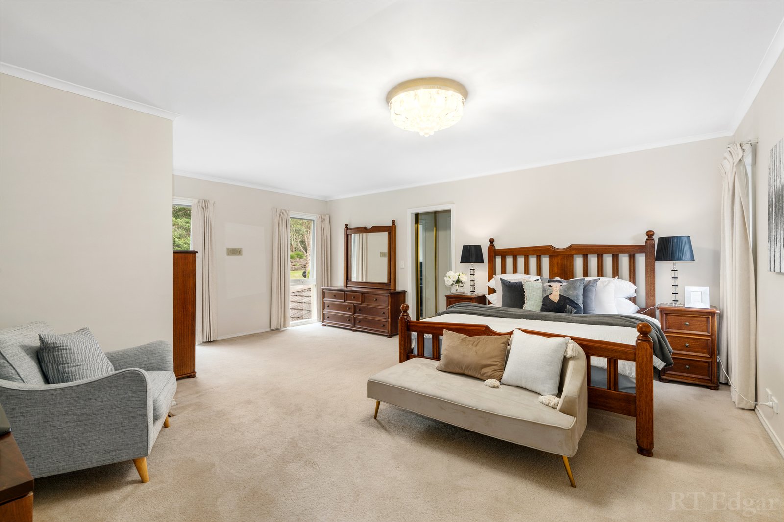 Property Gallery Thumbnail 10