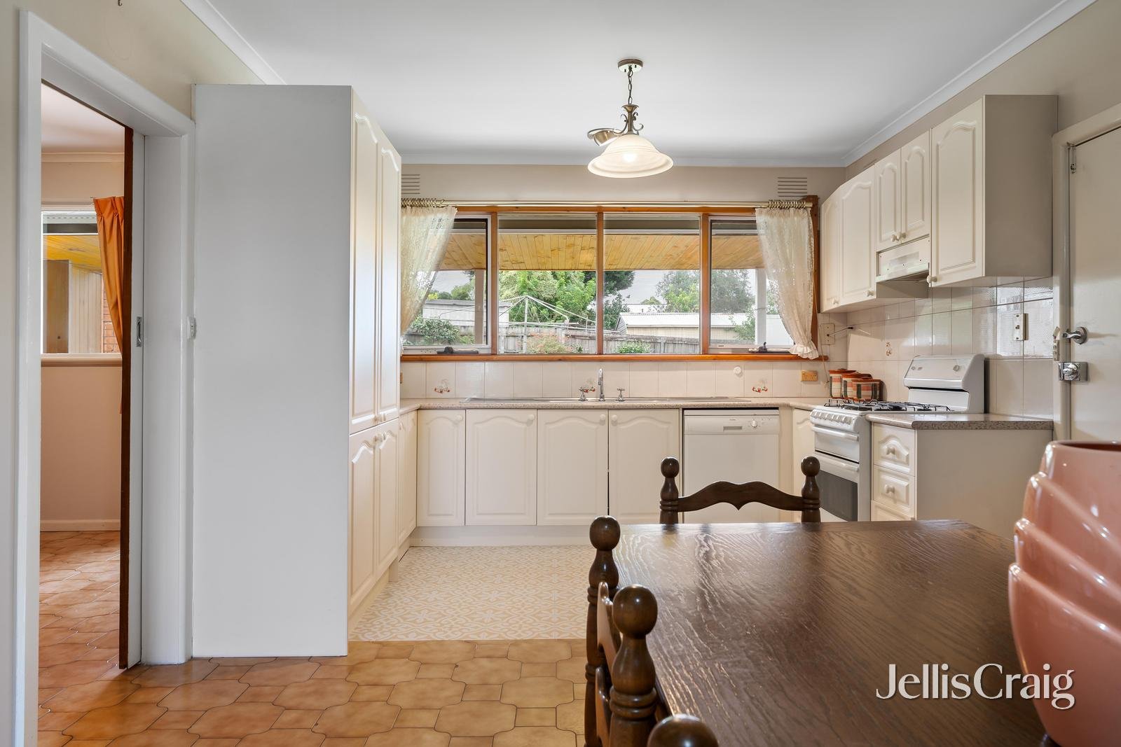 13 Lindsay Street, Bulleen image 6