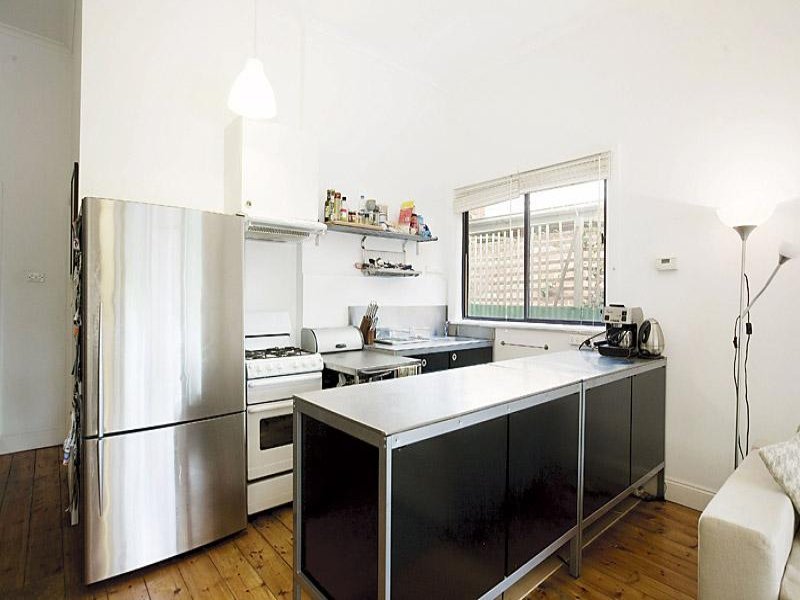 13 Lingwell Road, Hawthorn East image 5