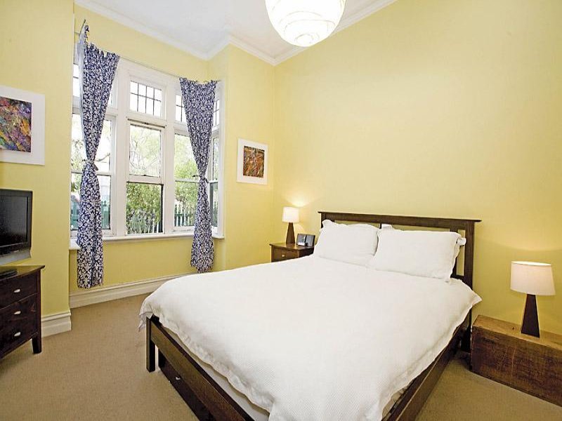 13 Lingwell Road, Hawthorn East image 6