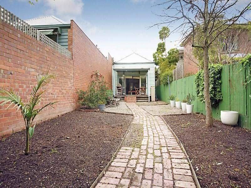 13 Lingwell Road, Hawthorn East image 7