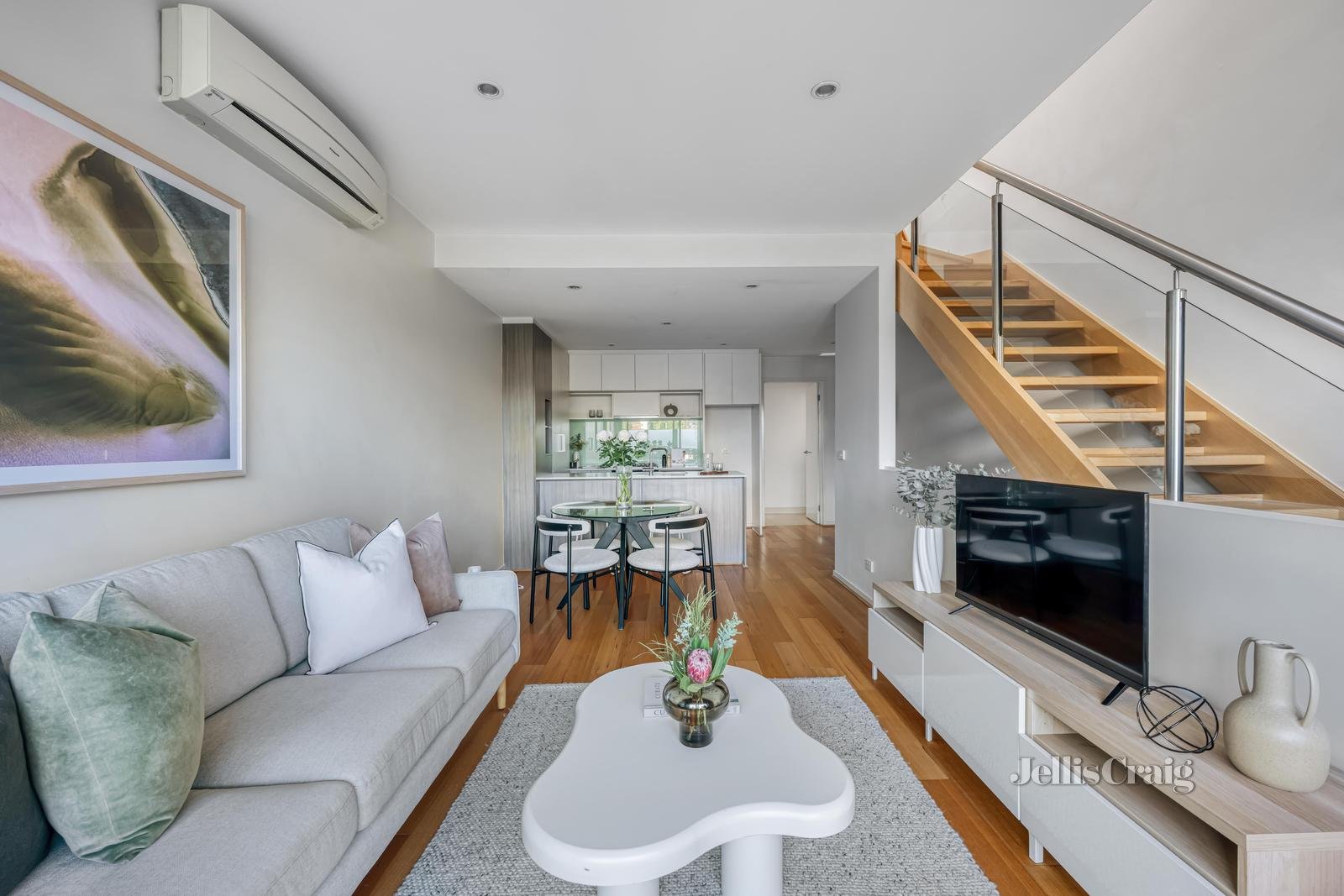 13 Lomandra Walkway, Brunswick East image 1