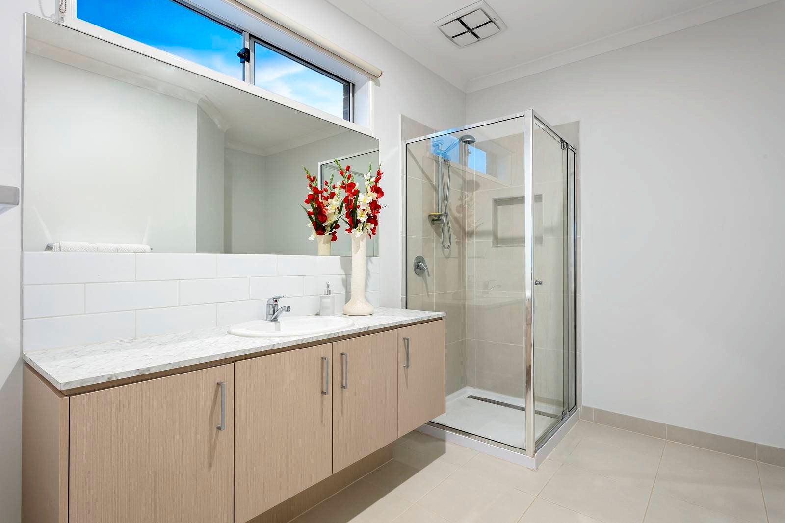 Property Gallery Thumbnail 8