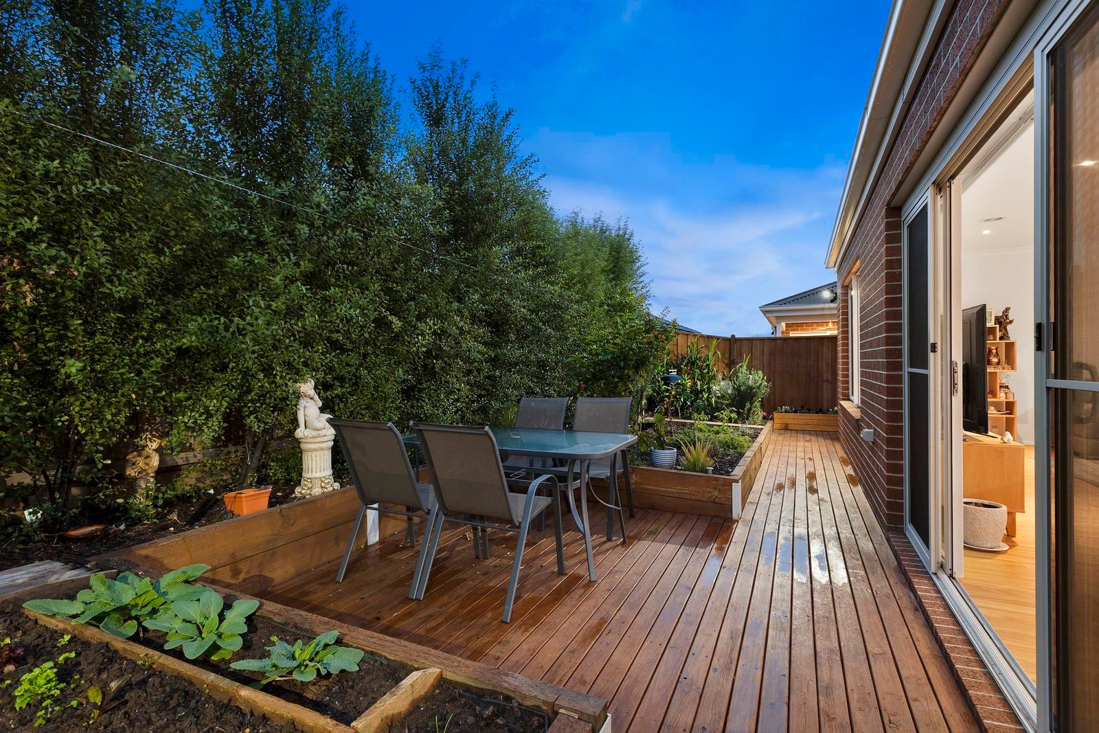 Property Gallery Thumbnail 12