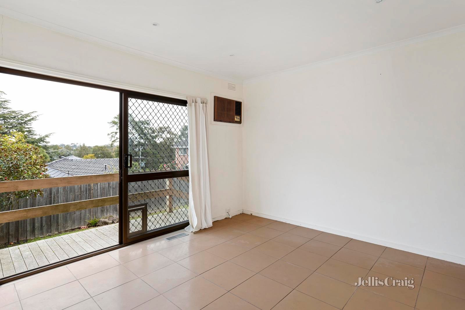 13 Loxley Court, Doncaster East image 12